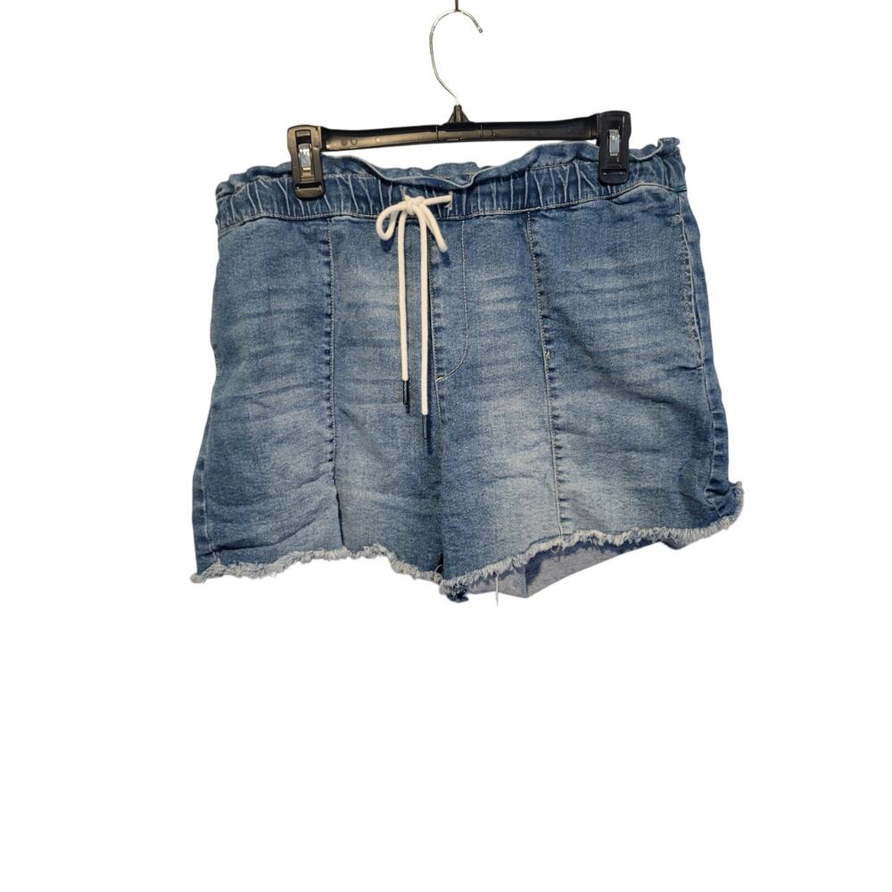 Stitch Star Women Plus 2XL Midi Denim Shorts Elastic‎ Waist Pockets Raw Edge